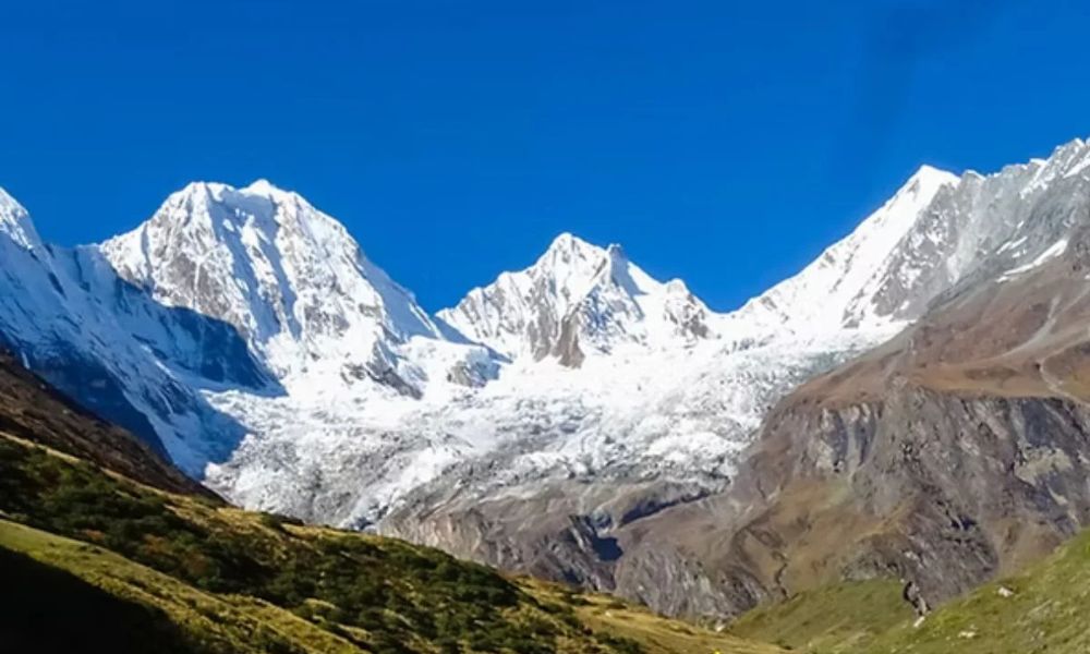 kumaon-extensive-luxury-tour-with-adi-kailash 4