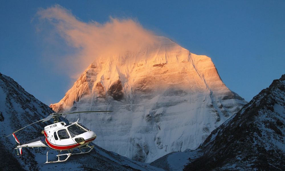 adi-kailash-om-parvat-aerial-darshan-by-helicopter 3